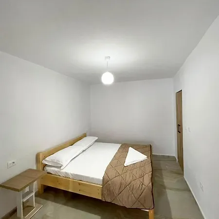 בית הארחה Lukova Rooms *