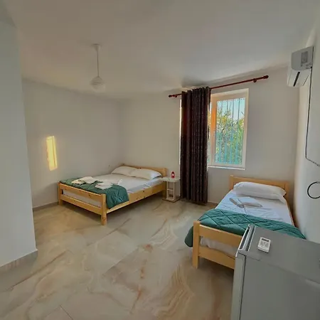 בית הארחה Lukova Rooms *